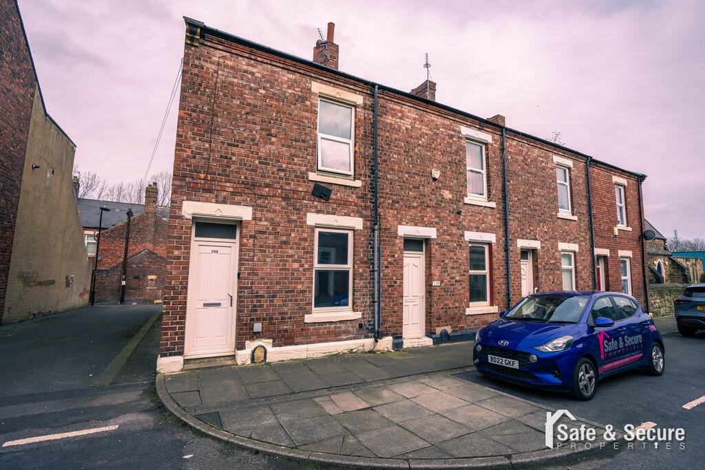 2 bedroom end of terrace house for rent in Street, Willington Quay, Wallsend, NE28