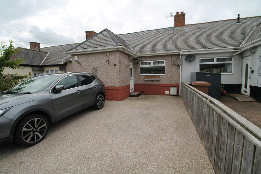 2 bedroom terraced bungalow for sale in Hartford Crescent, Hetton Le
