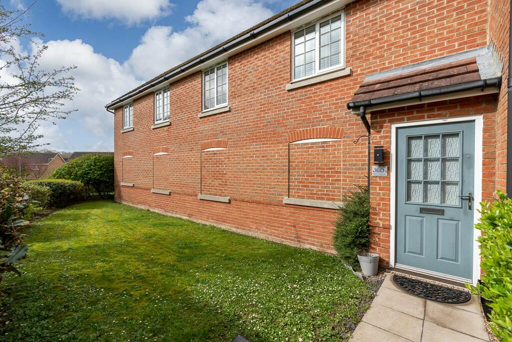 2 bedroom coach house for sale in Thyme Avenue, Whiteley, Hampshire, PO15