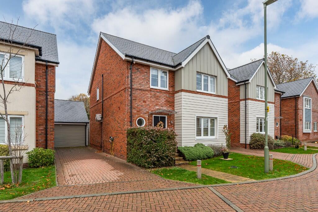 Main image of property: Compass Way, Swanwick, Hampshire, SO31