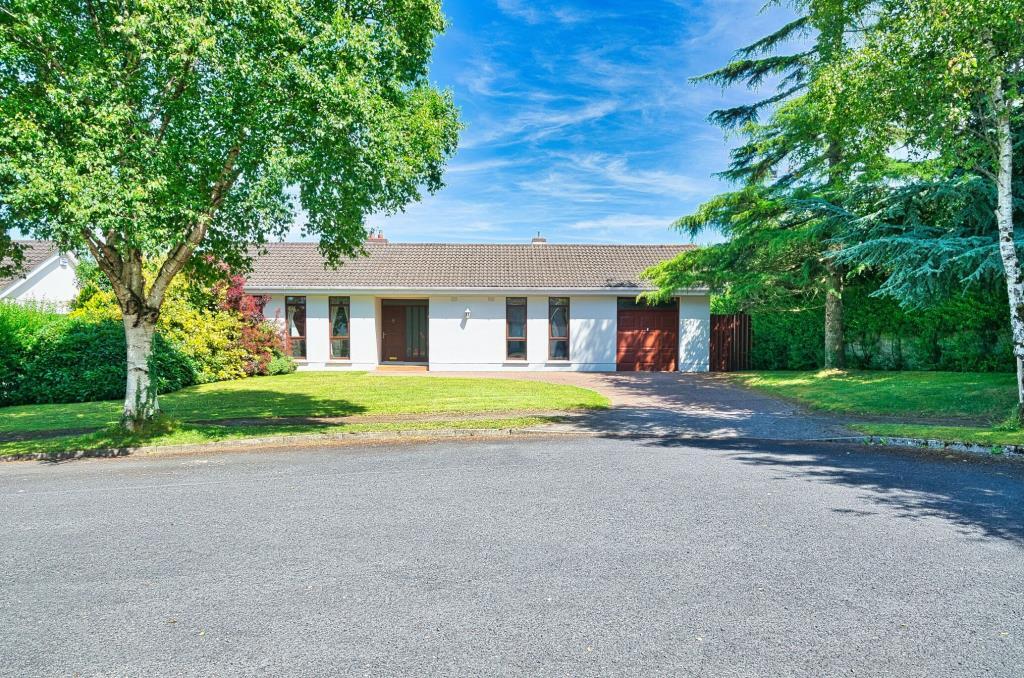 Main image of property: 33 Rathasker Heights,, Kilcullen Road,, Naas,, Co. Kildare, W91 KX8Y