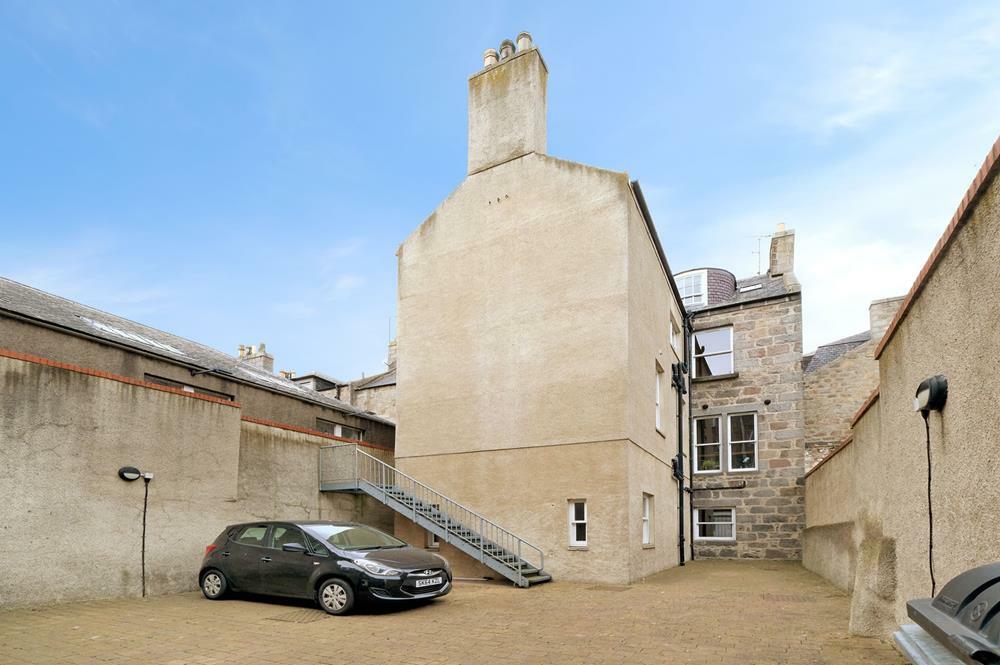 Additional property image - 3a Golden Square, Aberdeen, AB10 1RD