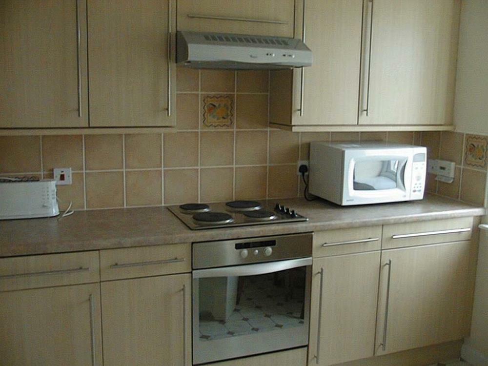 Additional property image - 98 Fonthill Avenue, Top Floor Flat, AB11 6TG