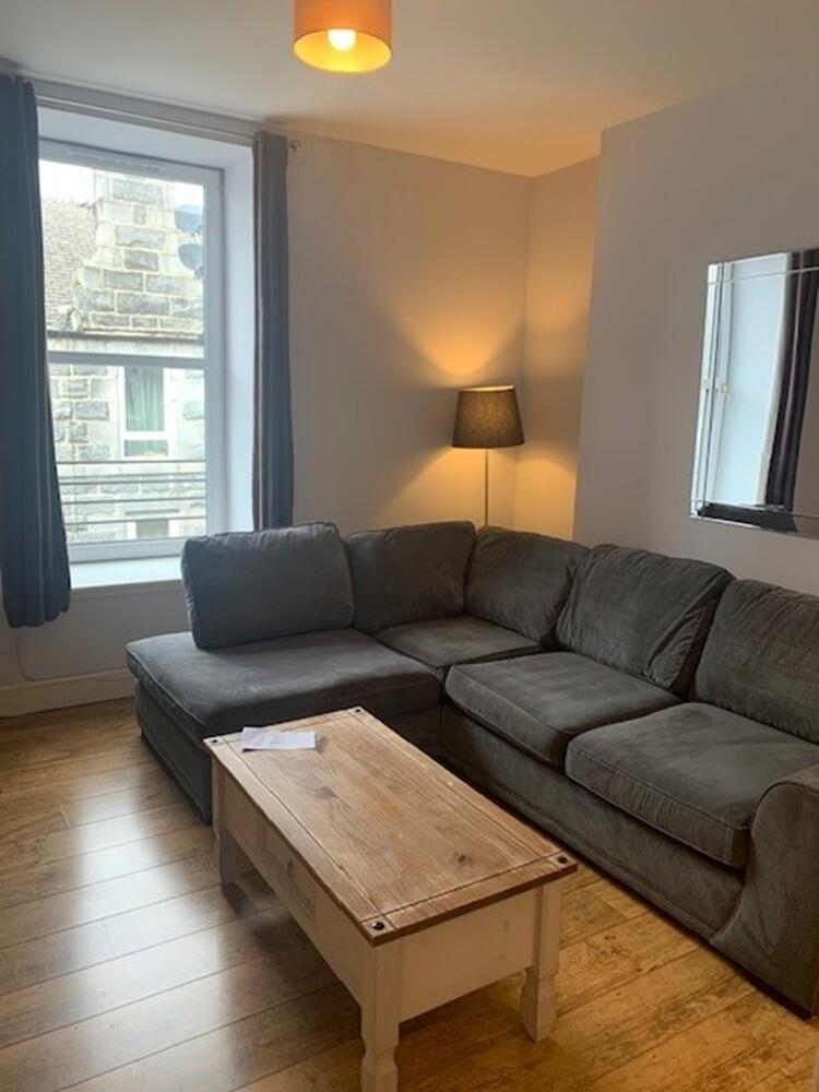 Main image of property: 15e Fraser Street, Aberdeen, AB25 3XT