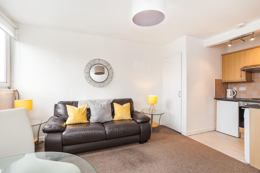 Additional image 7 of 73f Charlotte Street, Aberdeen, AB25 1LY