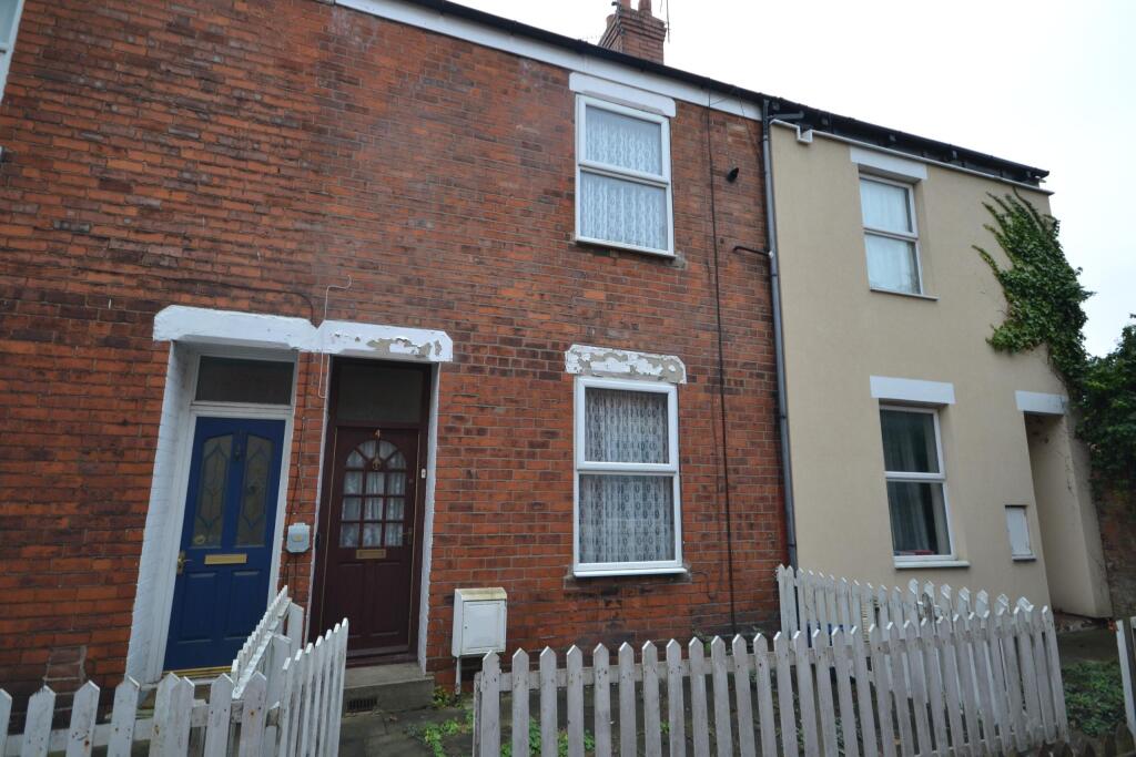 2 bedroom terraced house