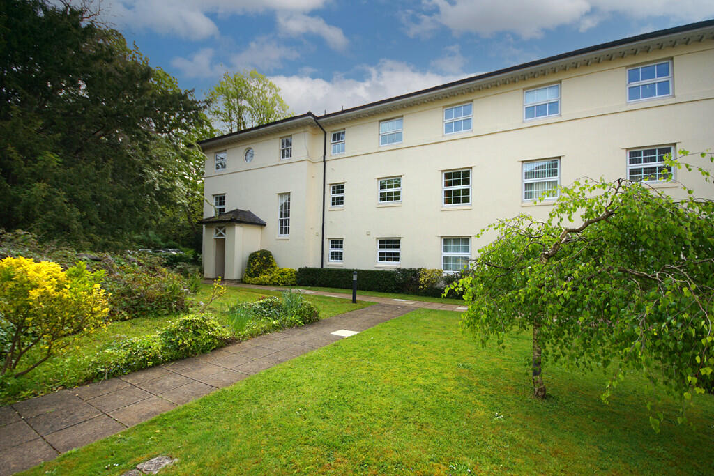 2 bedroom apartment for sale in Rockwood House, Gravel Hill Road, Yate