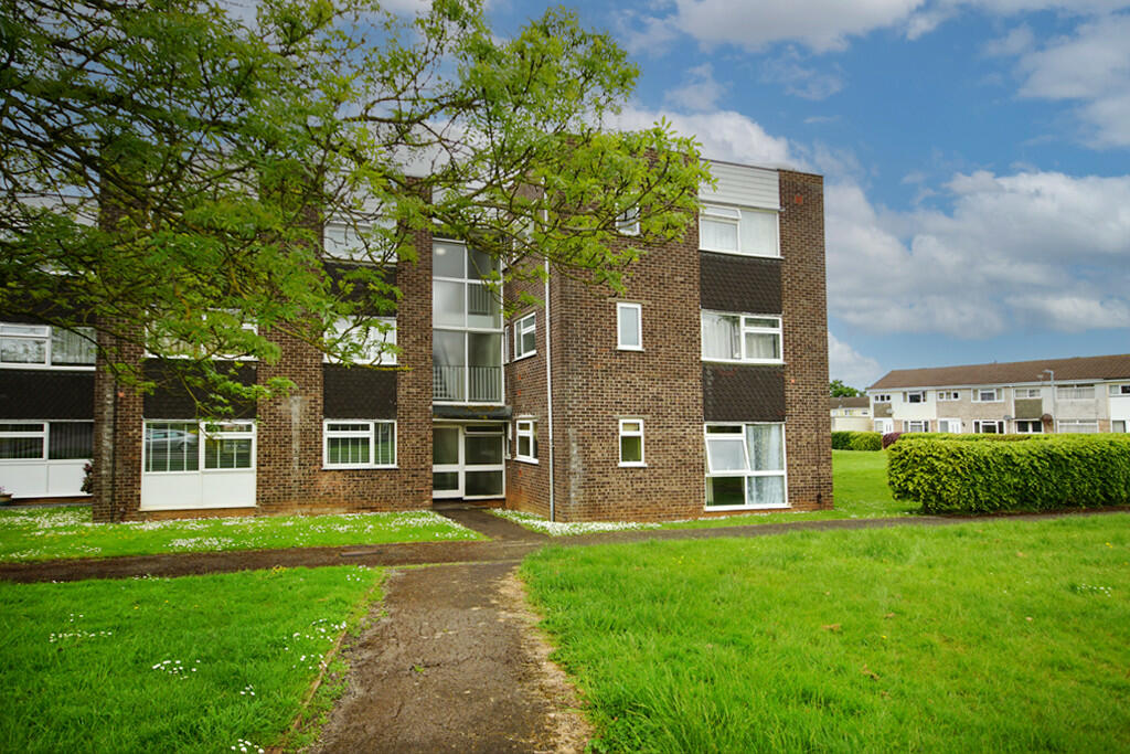 1 bedroom apartment for sale in Abbotswood, Yate, BS37