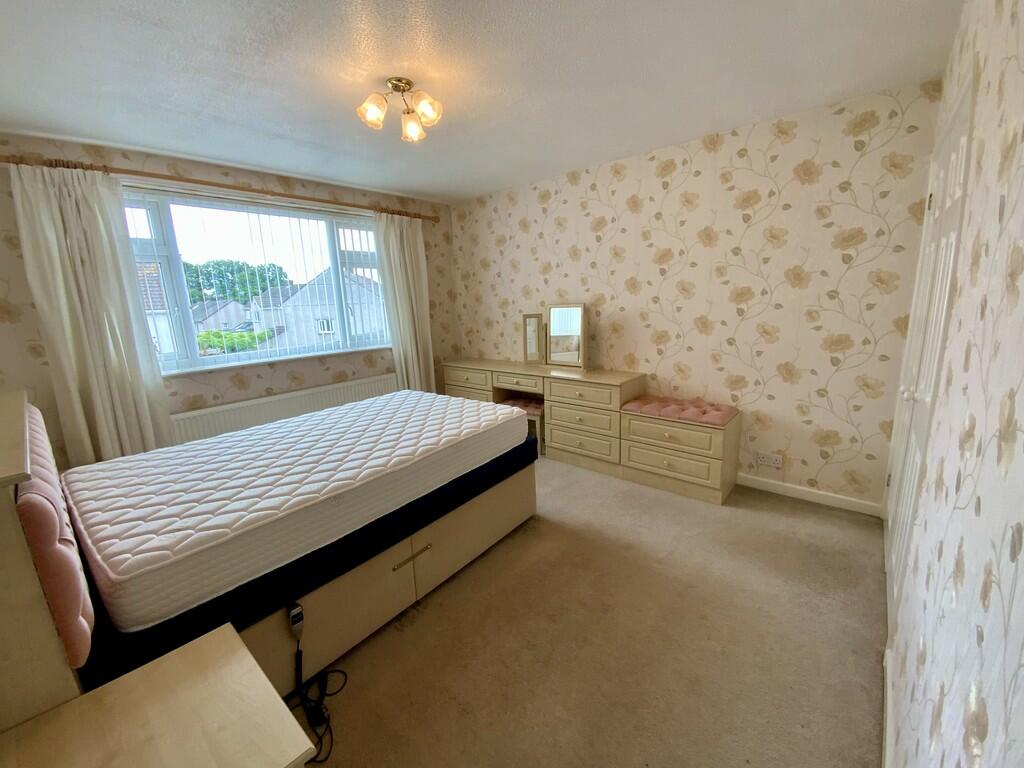 Additional property image - Watermore Close, Frampton Cotterell