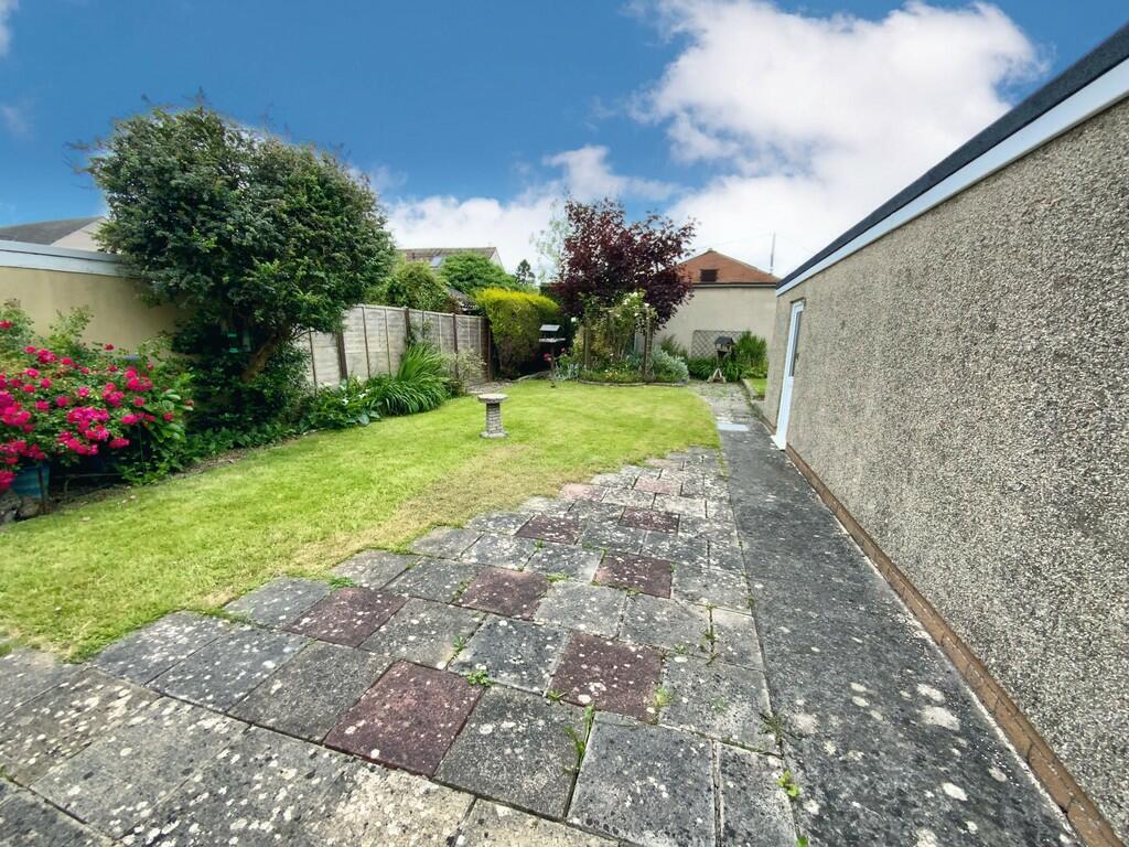 Additional property image - Watermore Close, Frampton Cotterell