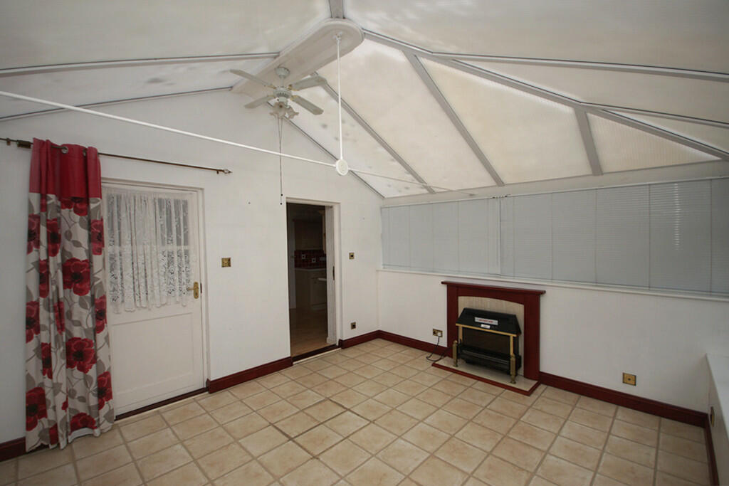 Additional property image - Pear Tree Hey, Yate