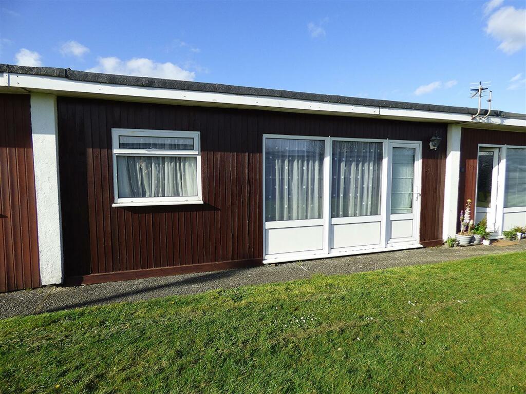 Main image of property: Norton Park