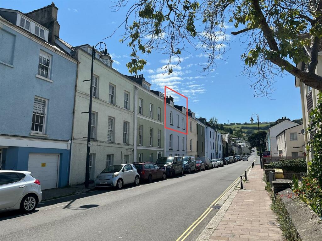 Main image of property: Dartmouth