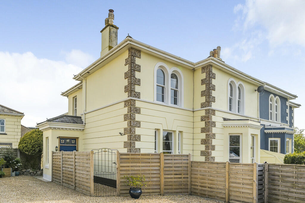 3 bedroom semidetached house for sale in New Road, Teignmouth, TQ14