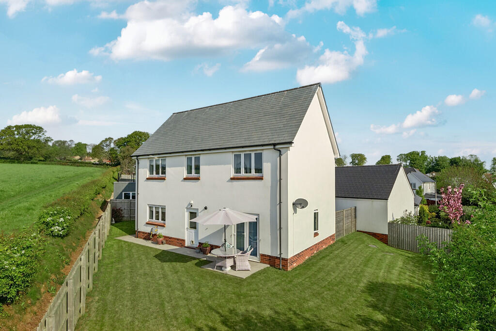 Main image of property: Bunting Way, Holcombe, Dawlish EX7 0GG