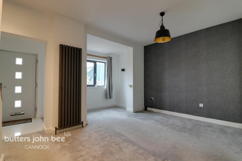 3 bedroom semidetached house for sale in Pye Green Road, Cannock, WS12