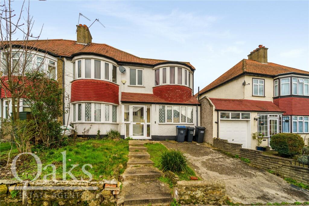 4 bedroom semidetached house for sale in Covington Way, Streatham, SW16