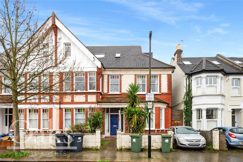 2 bedroom apartment for sale in Gleneagle Road, Streatham, SW16