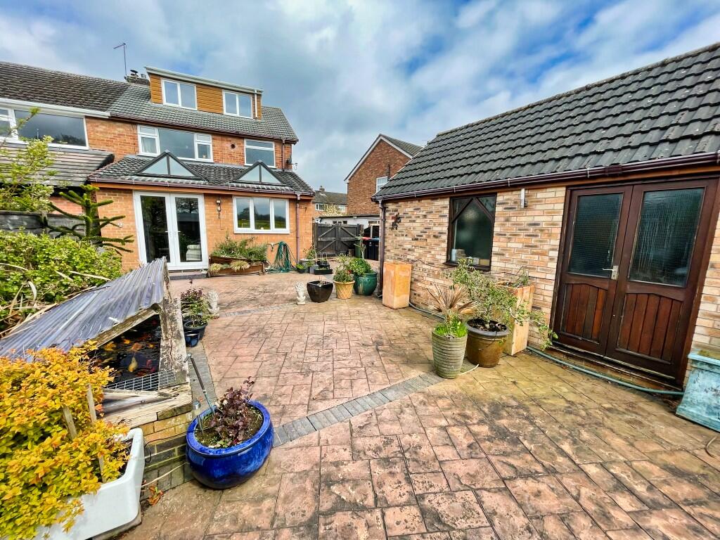 3 bedroom semidetached house for sale in Green Park, Weaverham, CW8