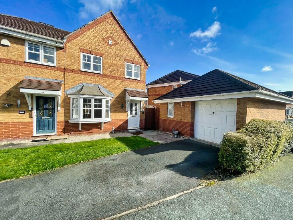 3 bedroom semidetached house for sale in Shakespeare Close, Northwich