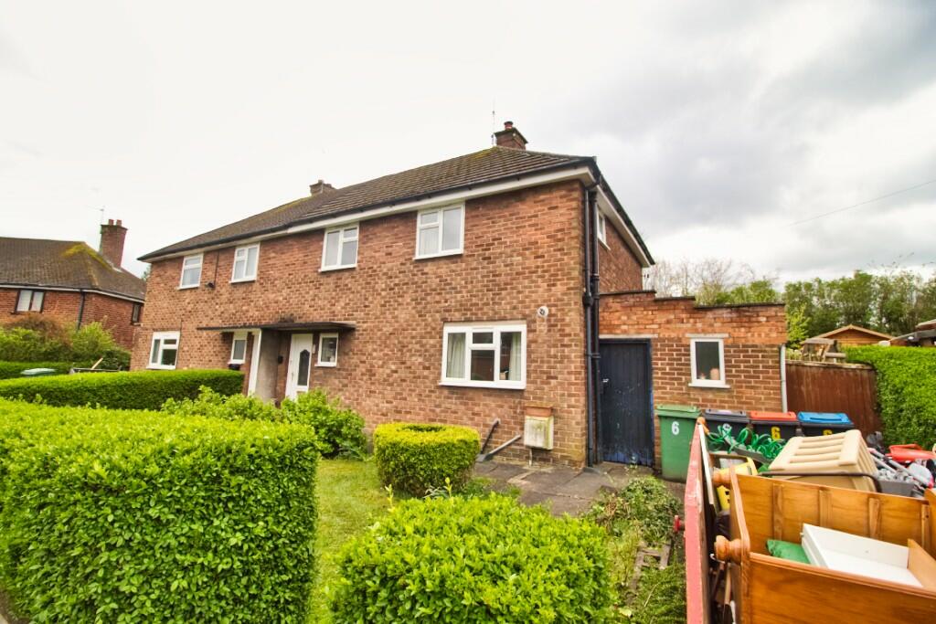 3 bedroom semidetached house for sale in Clough Lane, Northwich