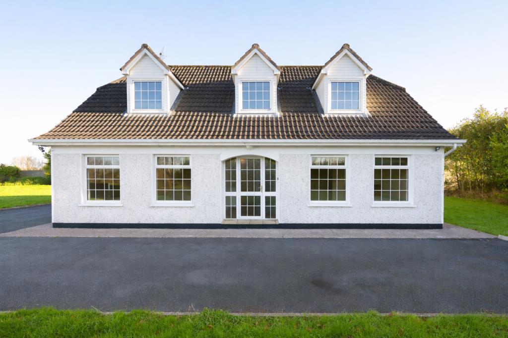 Main image of property: 12 Carrig Court, Ballincollie, Dublin Pike, Co. Cork, T23 NP68