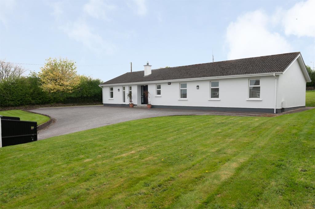 5 bedroom detached bungalow for sale in Kerry Pike, Carrigrohane, Co ...