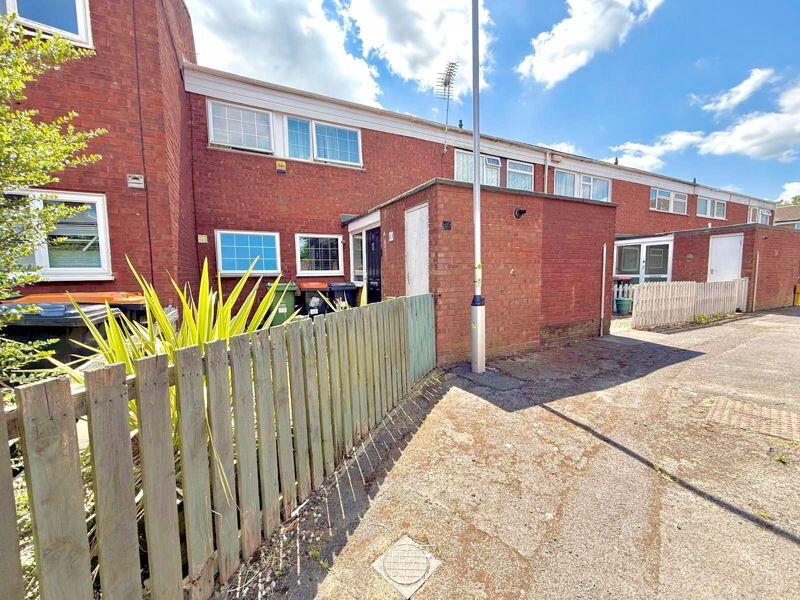 Main image of property: Elm Park Close, Dunstable