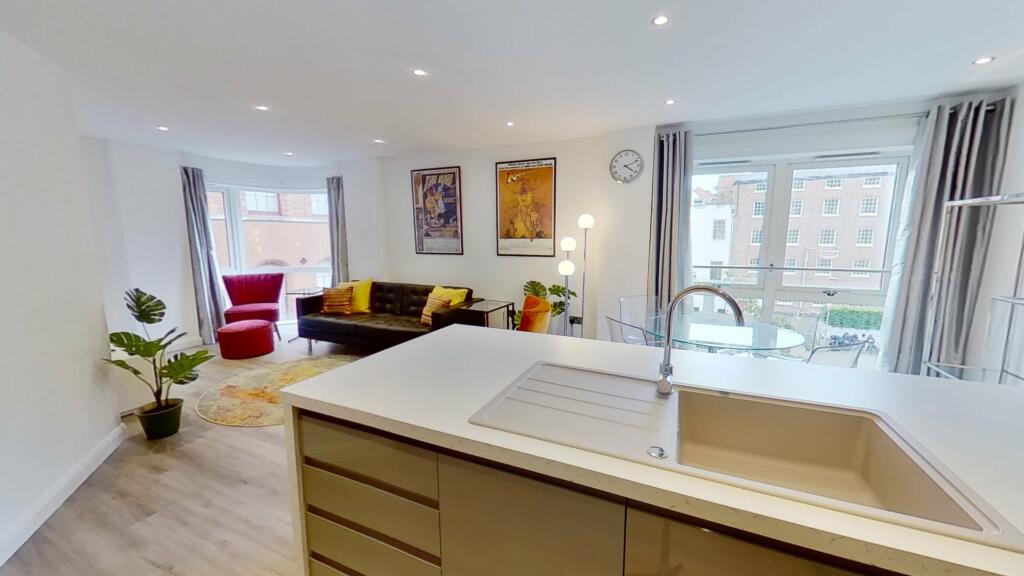 2 bedroom flat for rent in St Mary's Gate, City Centre , Nottingham, NG1