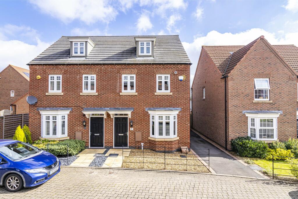 3 bedroom semidetached house for sale in Beldover Drive, Woodhouse