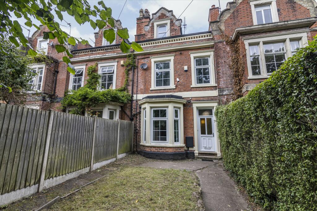 8 bedroom house for sale in Cromwell Street, Nottingham, , NG7
