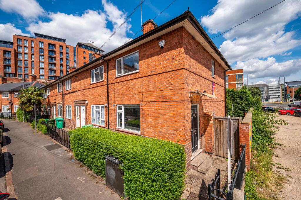 Main image of property: Cliff Road, Nottingham, NG1