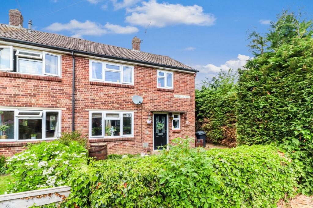 Main image of property: Reynolds Walk, Chesham, Buckinghamshire, HP5