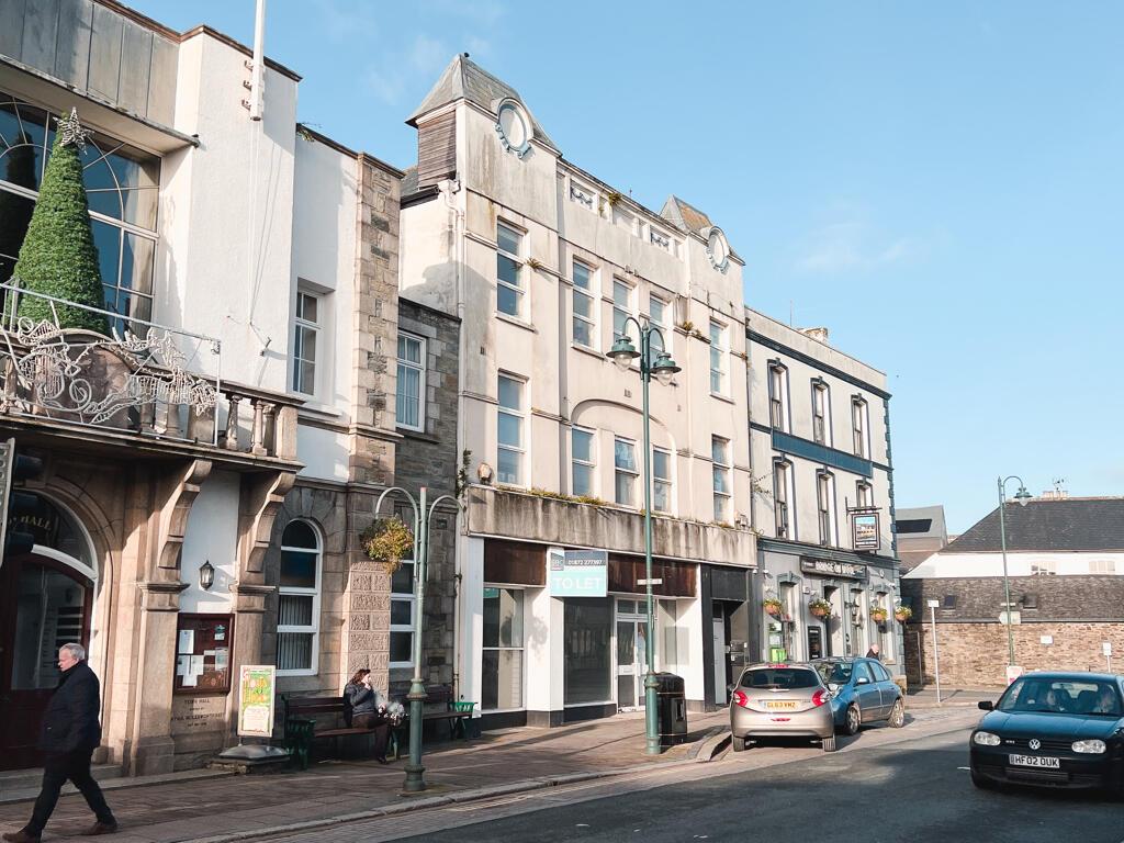High street retail property to lease in The Platt, The Platt, Wadebridge, Cornwall, PL27 7AG, PL27