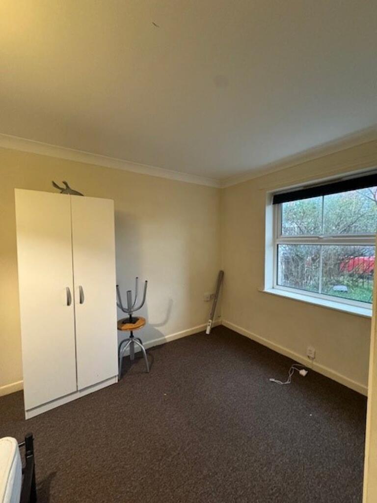 Additional property image - House Share in Charminster – Room Available for £595/Month, All Bills Included