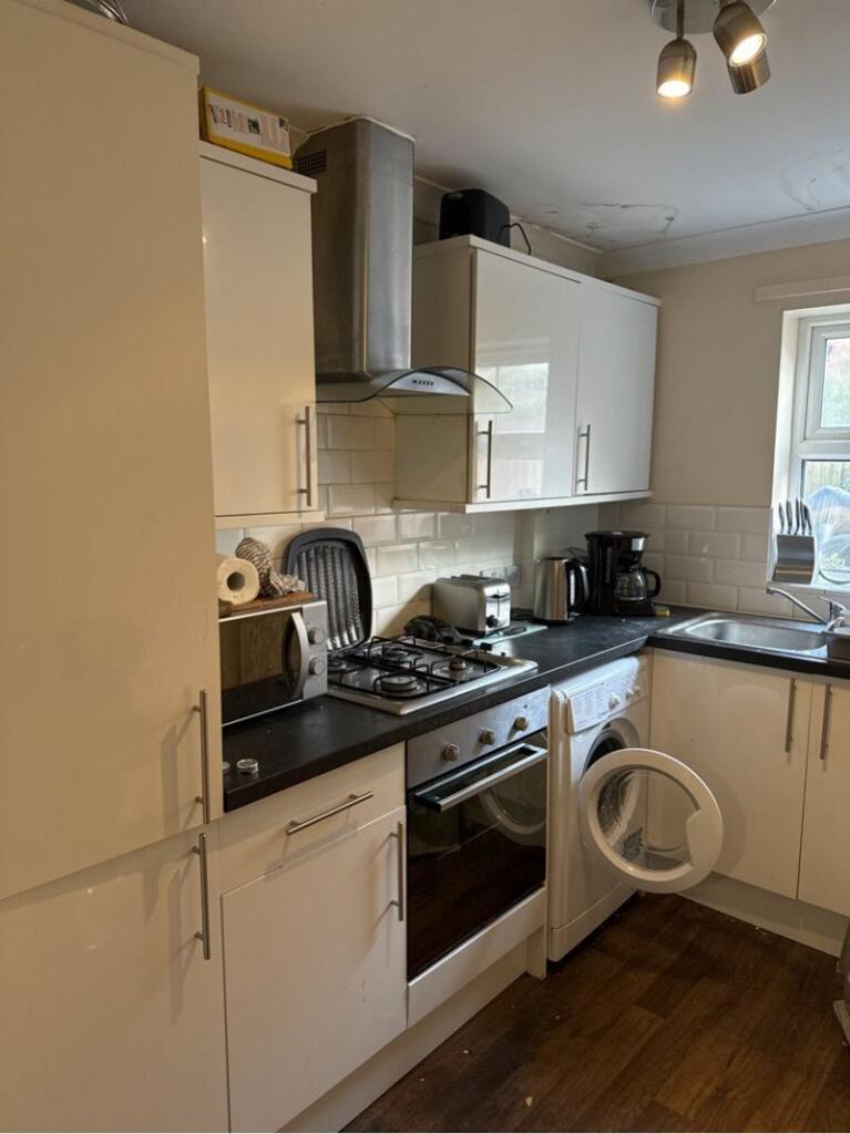 Additional property image - House Share in Charminster – Room Available for £595/Month, All Bills Included