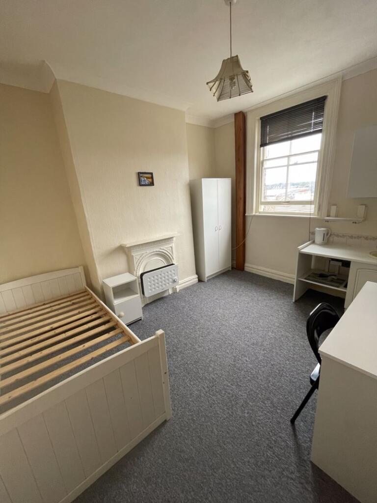 Main image of property: Furnished Room in Central Bournemouth 