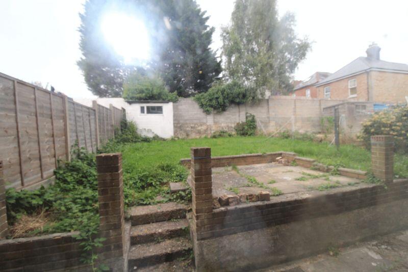 Additional property image - Superb student House for September 2025 - Ripon Road