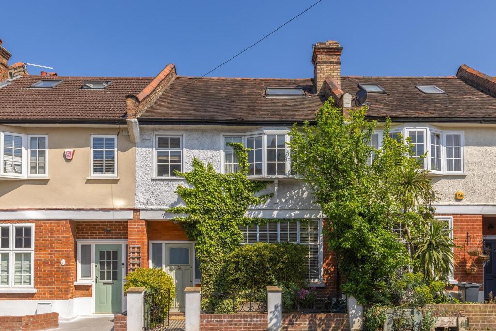 Main image of property: Hexham Road, London, SE27