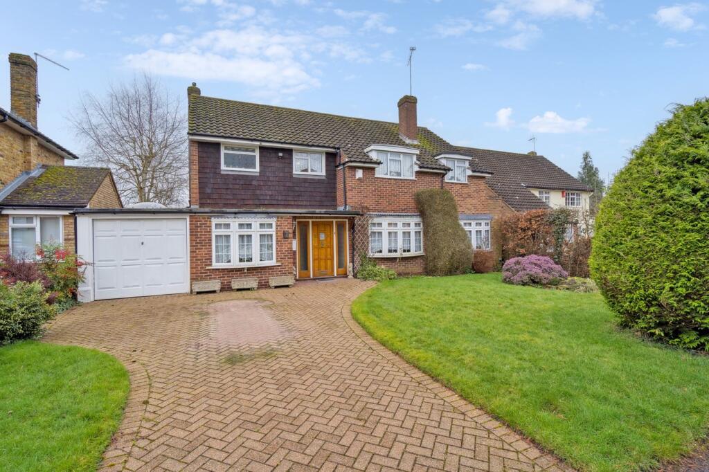 Main image of property: Holly Close, Farnham Common, SL2
