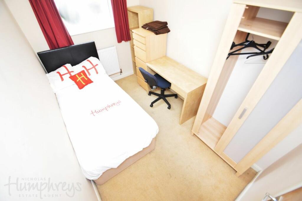 Additional property image - Homer Terrace, DH1 4JT