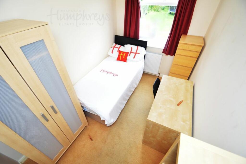 Additional property image - Homer Terrace, DH1 4JT