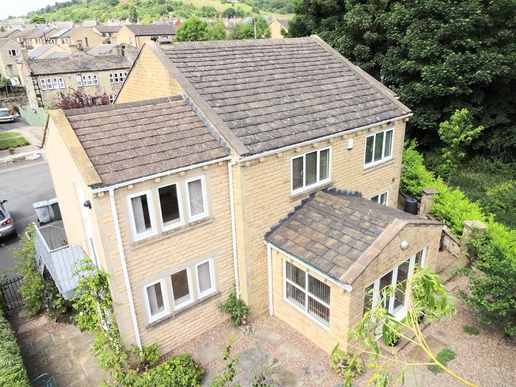 5 bedroom detached house for sale in 27 Pastures Way, Golcar, HD7 4QG, HD7