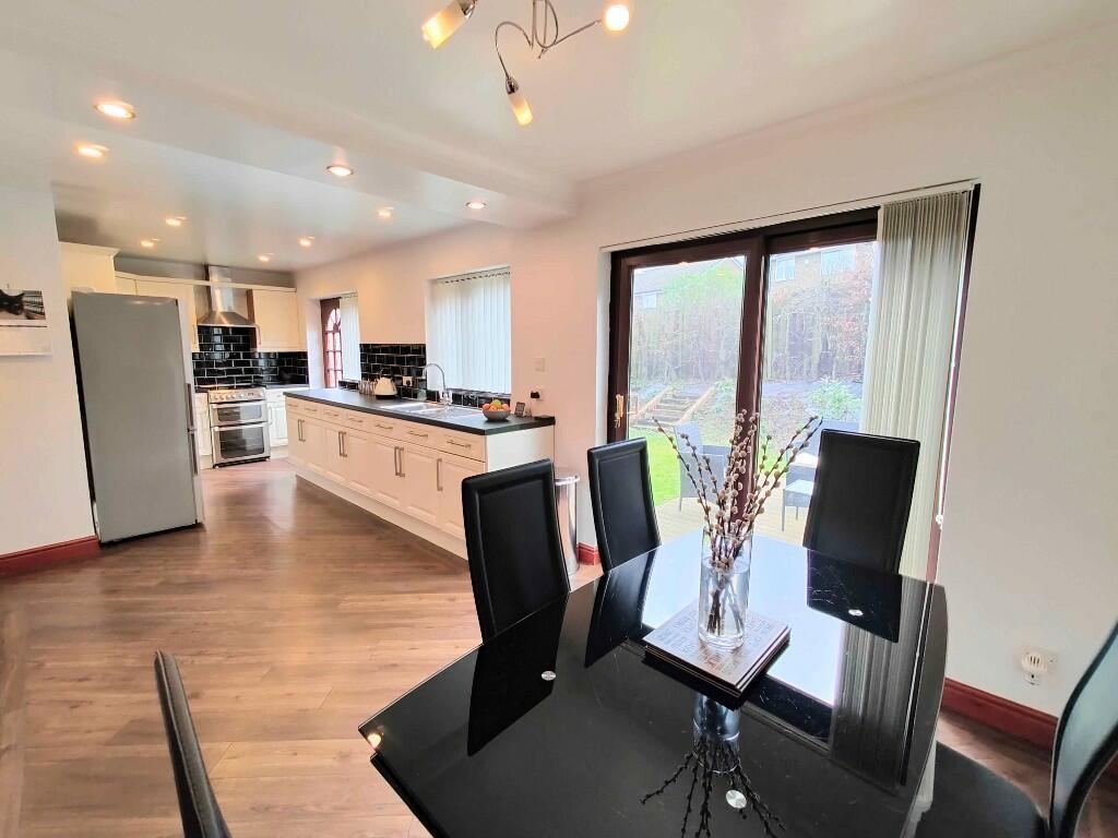 4 bedroom detached house for sale in 6 Calder View, Rastrick, HD6 3DQ, HD6