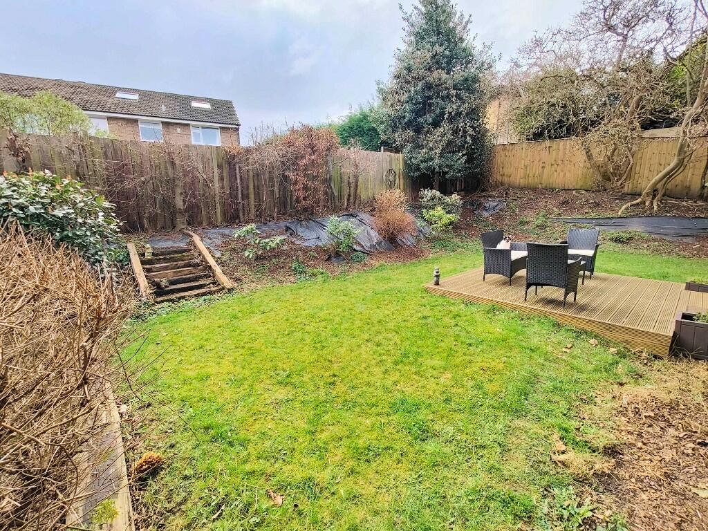 4 bedroom detached house for sale in 6 Calder View, Rastrick, HD6 3DQ, HD6