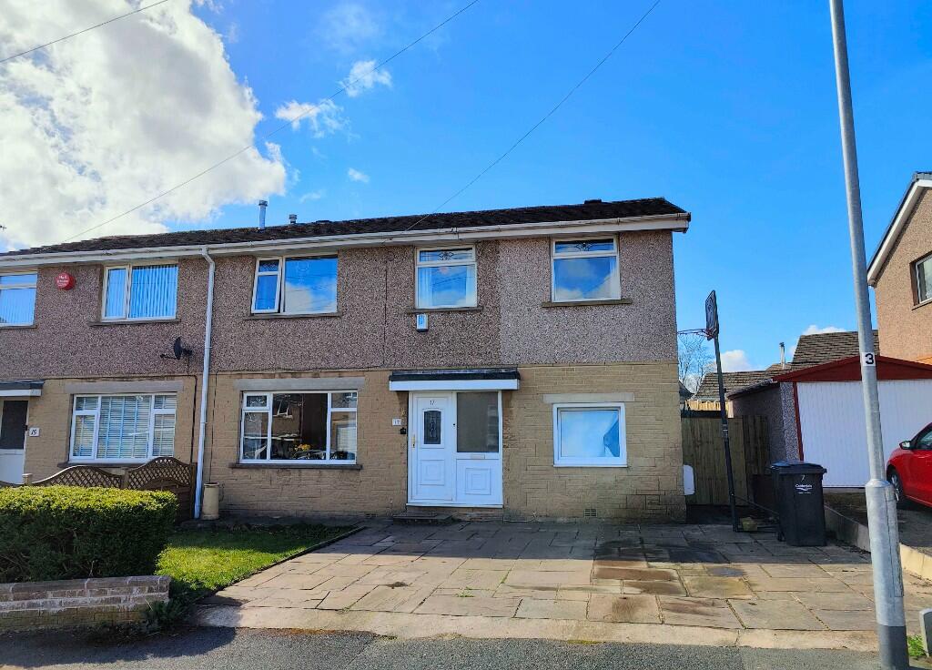 4 bedroom semidetached house for sale in 17 Windsor Walk, Lightcliffe
