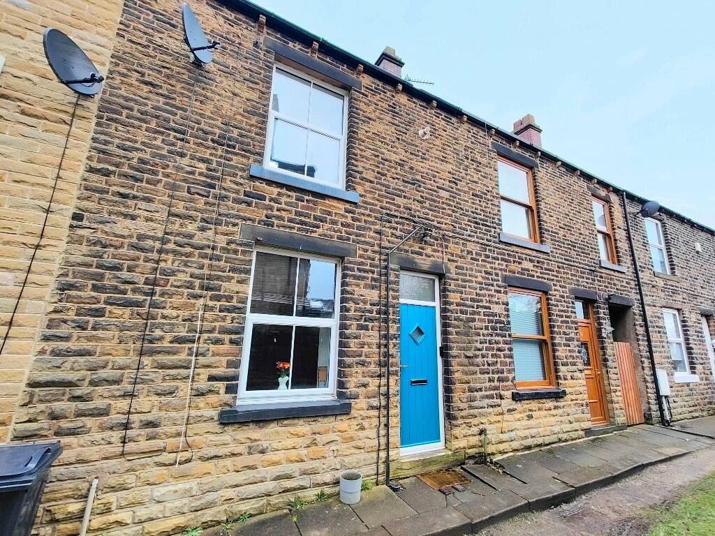 2 bedroom terraced house for sale in 11 St. Giles Road, Lightcliffe, HX3 8BG, HX3