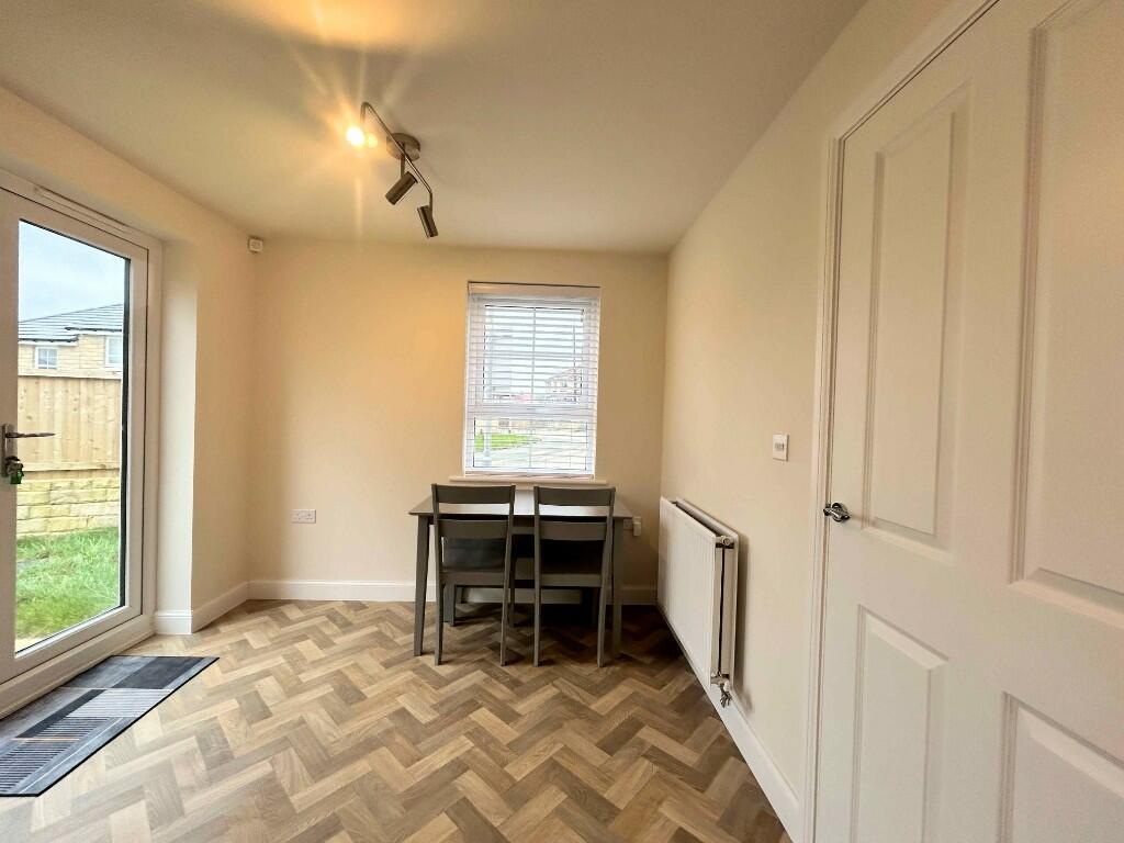Additional property image - 1 Hebble Close, Clayton, BD14 6FN