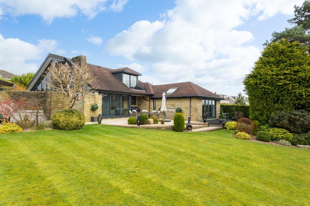 Main image of property: 42 Hedge Top Lane, Halifax, West Yorkshire, HX3
