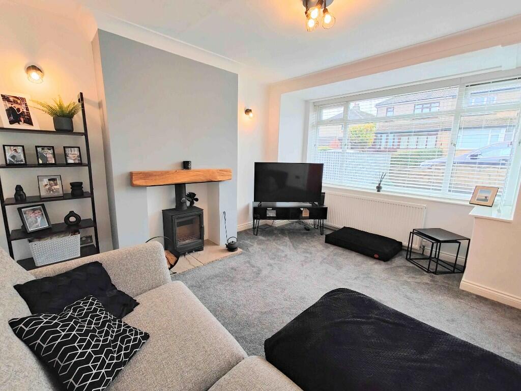 Additional property image - 7 Greenland Avenue, Queensbury, BD13 2AY